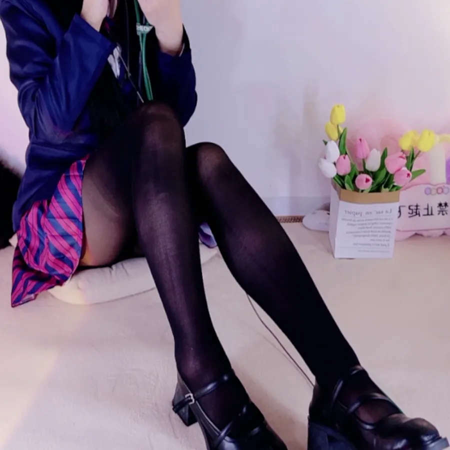 [兰兰小苍Freesia] No.024 – 【古见硝子】舔耳 弹舌 湿漉漉的黑巧按摩羞辱 [1V-2.42GB]