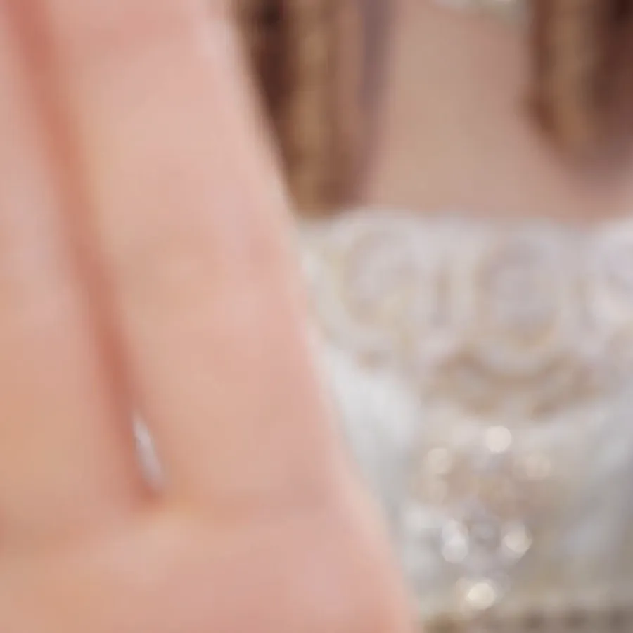 [梵拉] No.081 – 太舒服… 宫廷风温柔姐姐为你沉浸式化妆ASMR~ 轻语梳头化妆触发音碎碎念催眠~ 【Hires无损音质4K超清】 [1V-1.49GB]