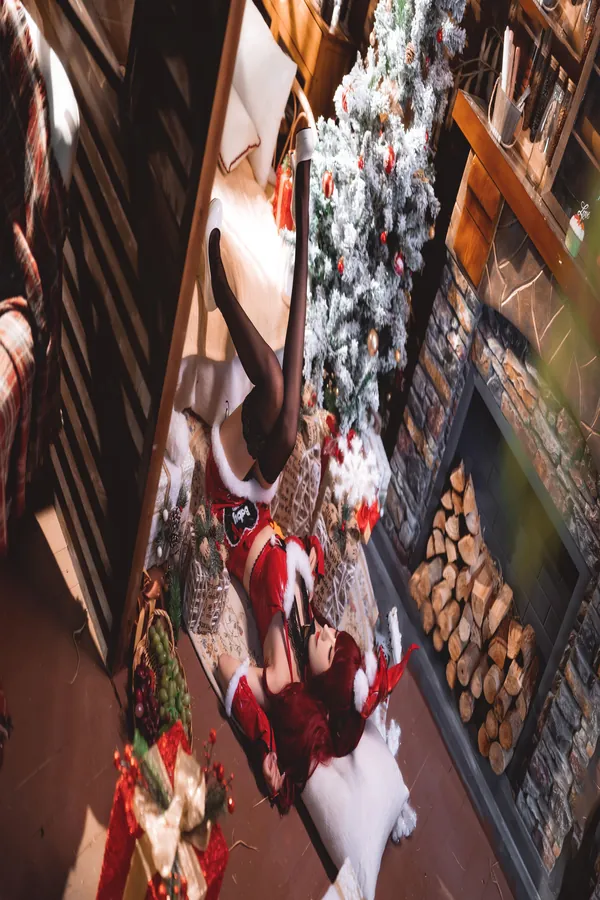 [仙女月]全套COS写真打包下载[17套] – 百度网盘/高清无水印原图